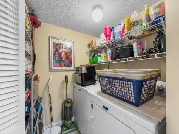 $299,000 | 14407 VÃa Royal, Unit 1, Delray Beach, FL 33446