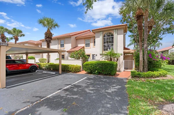 $299,000 | 14407 VÃa Royal, Unit 1, Delray Beach, FL 33446