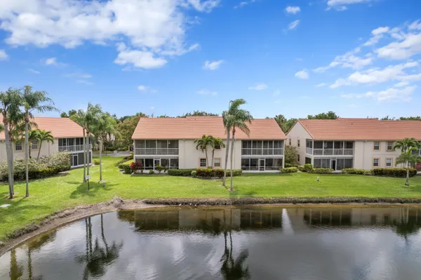 $299,000 | 14407 VÃa Royal, Unit 1, Delray Beach, FL 33446