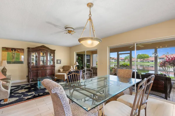 $299,000 | 14407 VÃa Royal, Unit 1, Delray Beach, FL 33446