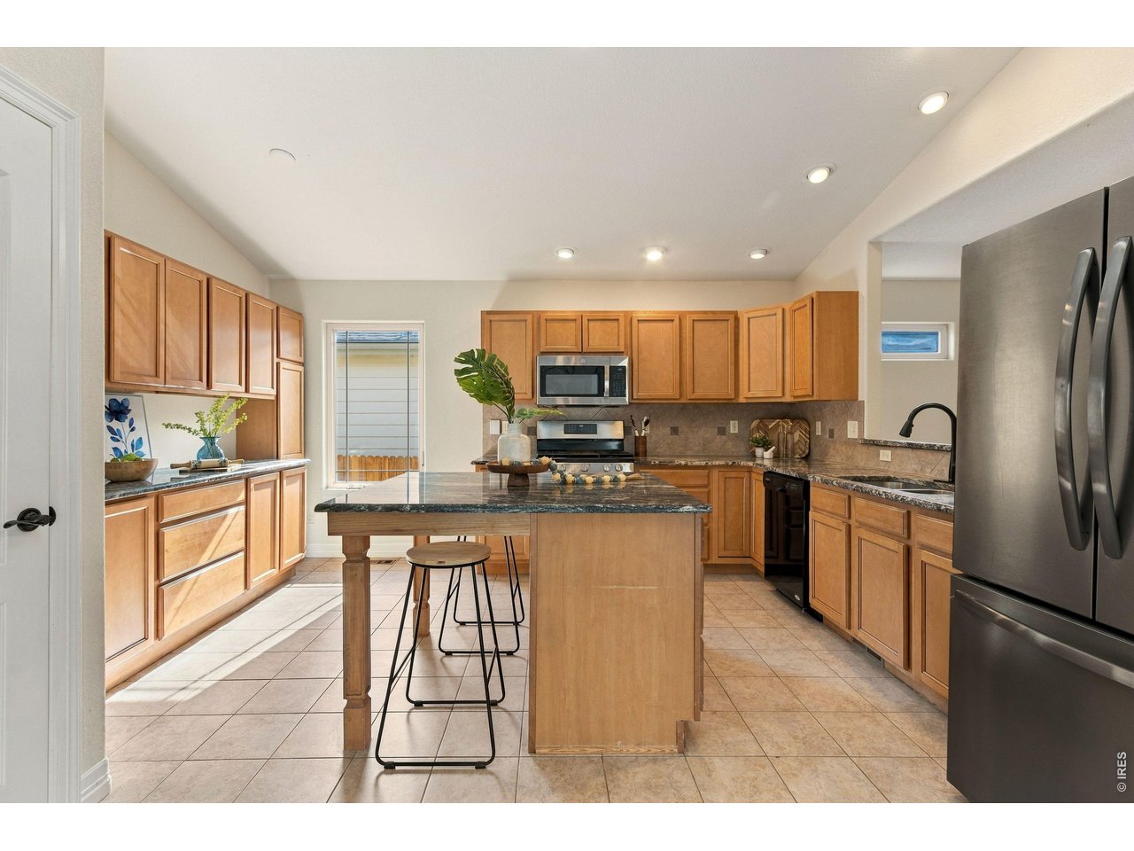 Kitchen with gas range!