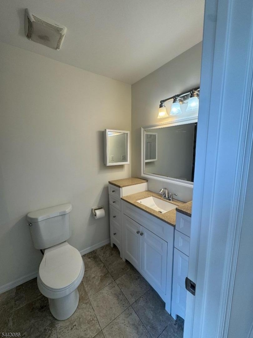 82 Sycamore Court Bernards, NJ 07920 - Photo 13 of 17