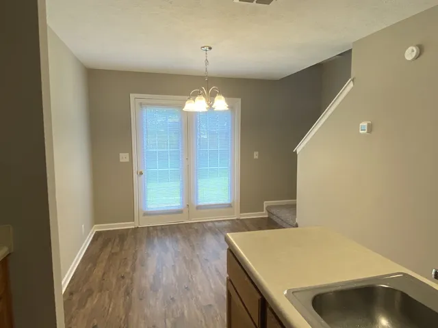 $1,799 | 1437 Westview Drive, Murfreesboro, TN 37128