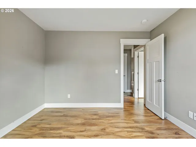 $365,000 | 1075 12th Avenue, Sweet Home, OR 97386