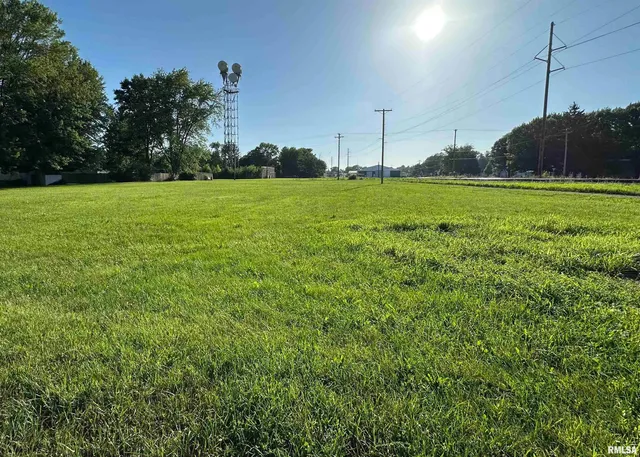 $19,900 | 500 North Bonham Street, Macomb, IL 61455