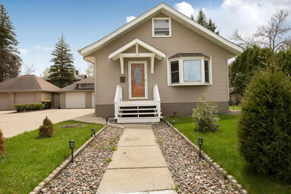 $170,000 | 1115 Litchfield Avenue Southwest, Willmar, MN 56201