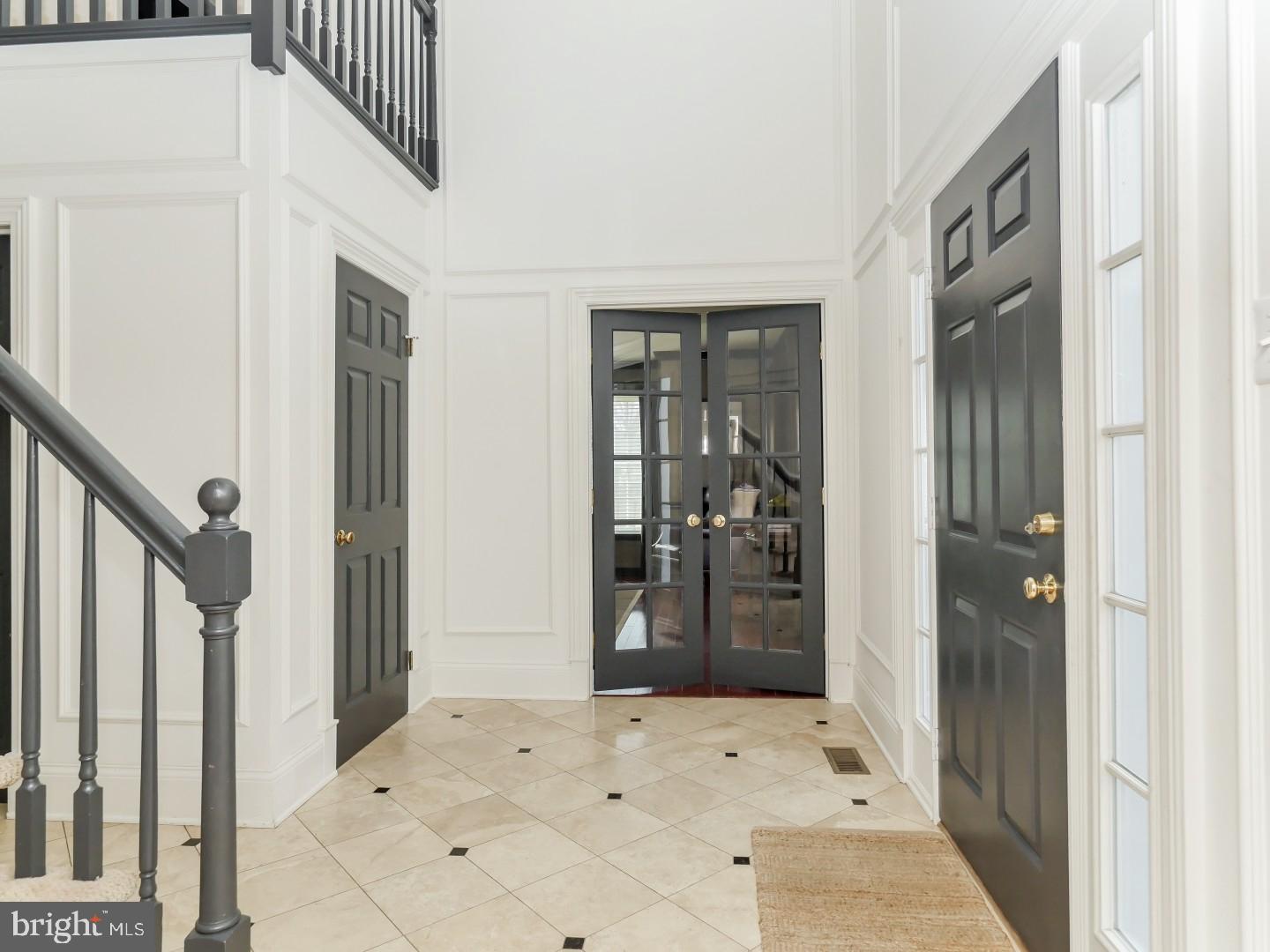 1639 Fairfield Road Yardley, PA 19067 - Photo 3 of 25 Foyer