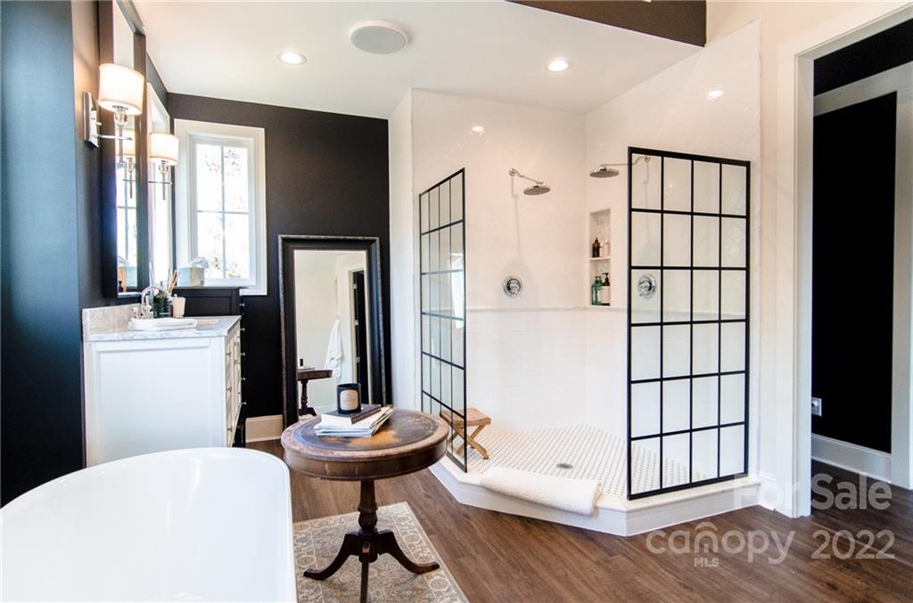 9518 Brief Road Charlotte, NC 28227 - Photo 5 of 48 Gallery Image 5