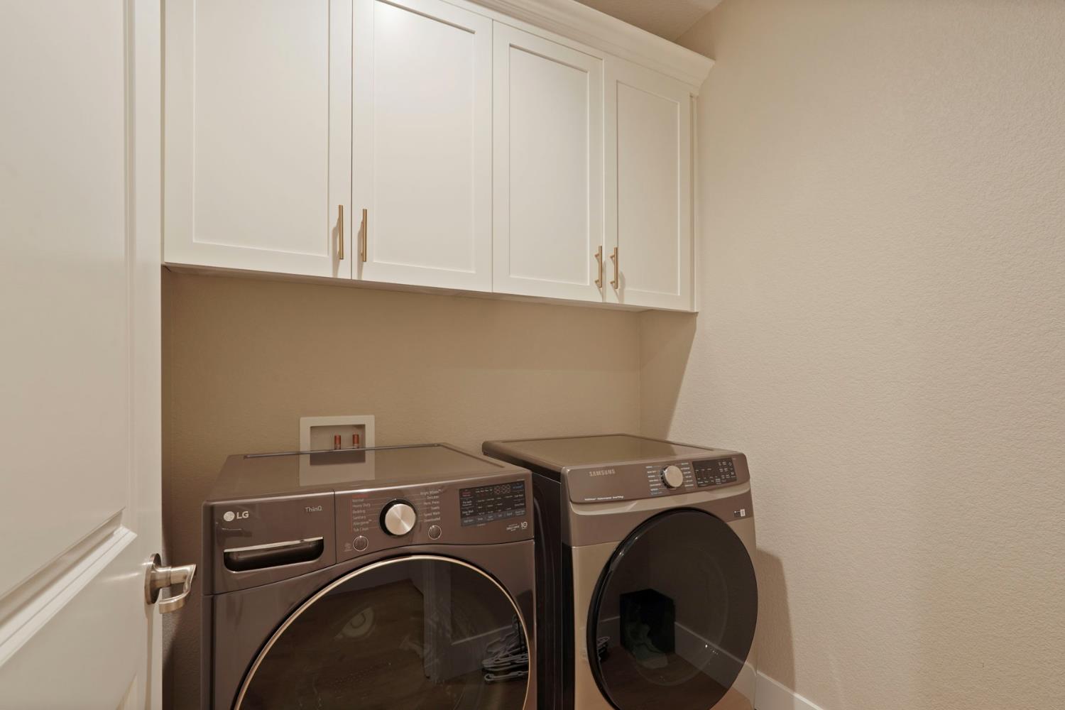 2784 Grove Street Lodi, CA 95242 - Photo 12 of 35