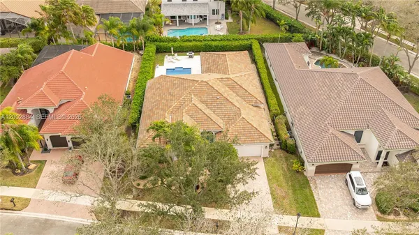 $7,500 | 2614 Oakbrook Court, Unit 2614, Weston, FL 33332