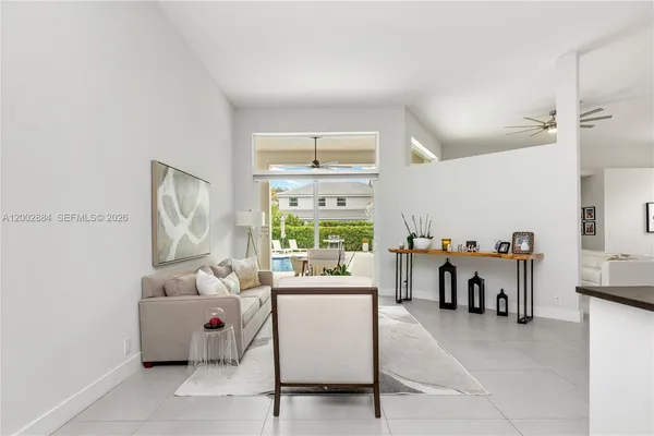 $7,500 | 2614 Oakbrook Court, Unit 2614, Weston, FL 33332