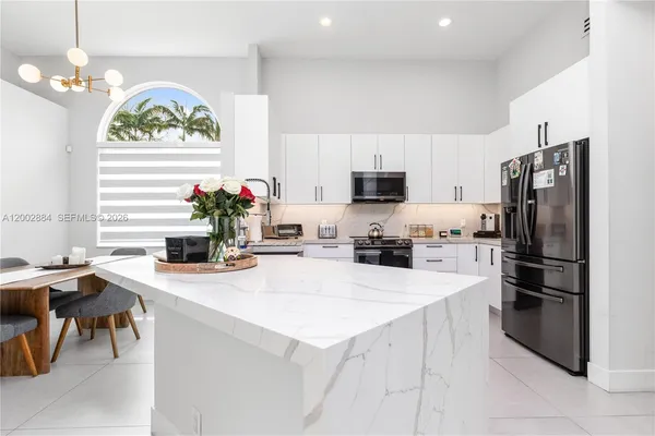 $7,500 | 2614 Oakbrook Court, Unit 2614, Weston, FL 33332