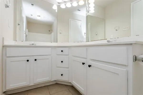 $2,200 | 1017 Caleb Street, Burleson, TX 76028