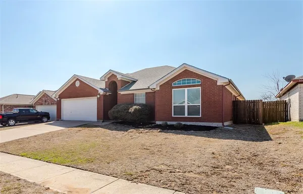 $2,200 | 1017 Caleb Street, Burleson, TX 76028