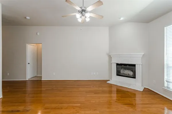 $2,200 | 1017 Caleb Street, Burleson, TX 76028