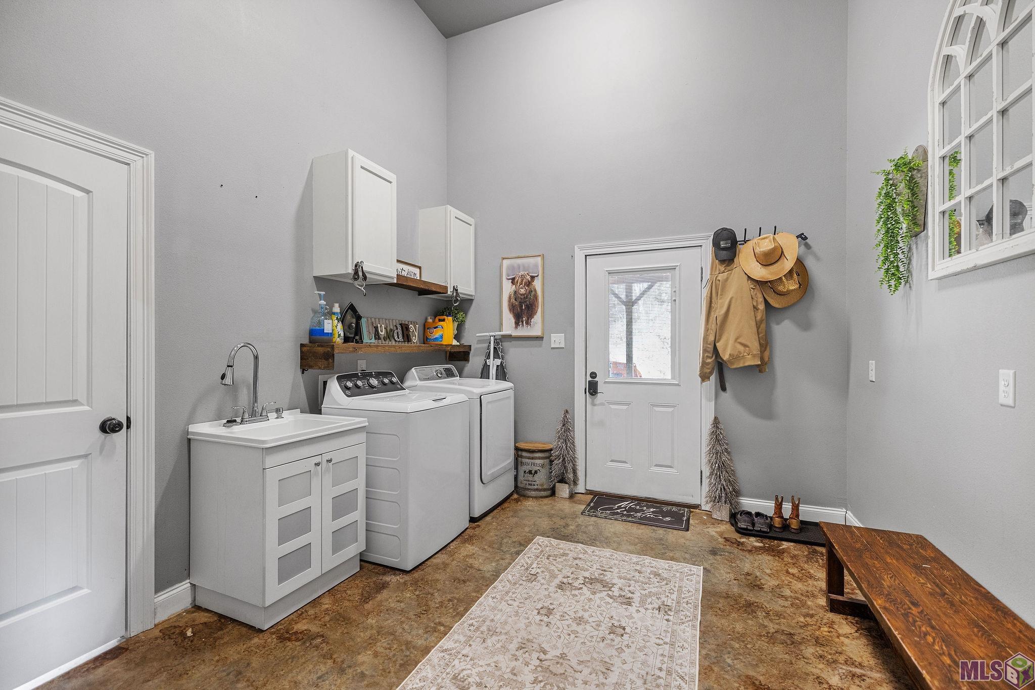 32028 North Doyle Road Holden, LA 70744 - Photo 18 of 37