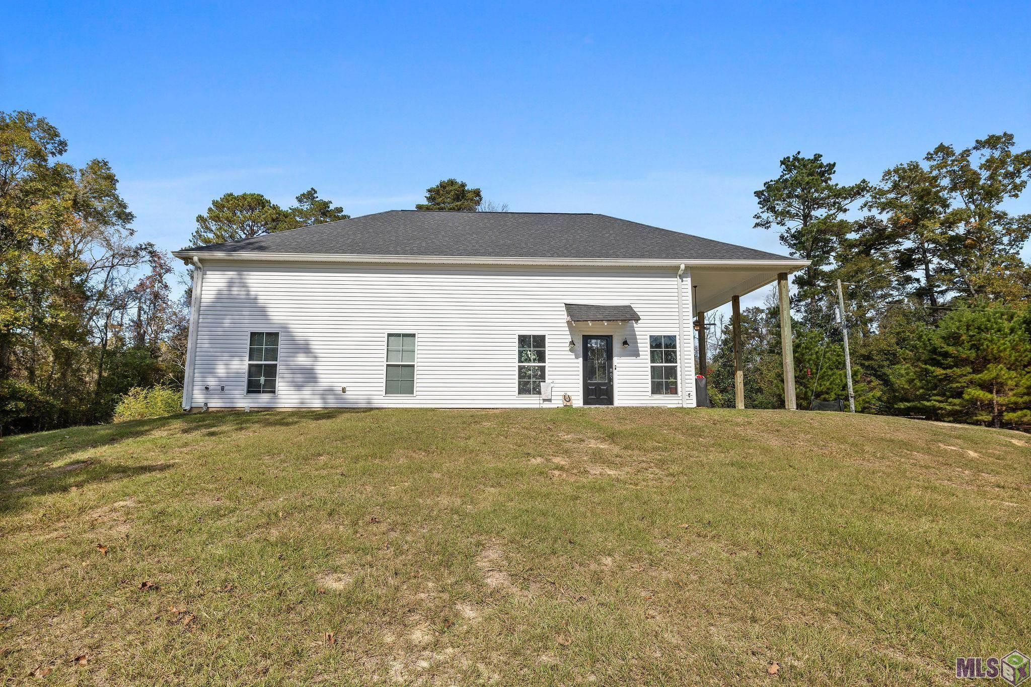 32028 North Doyle Road Holden, LA 70744 - Photo 26 of 37