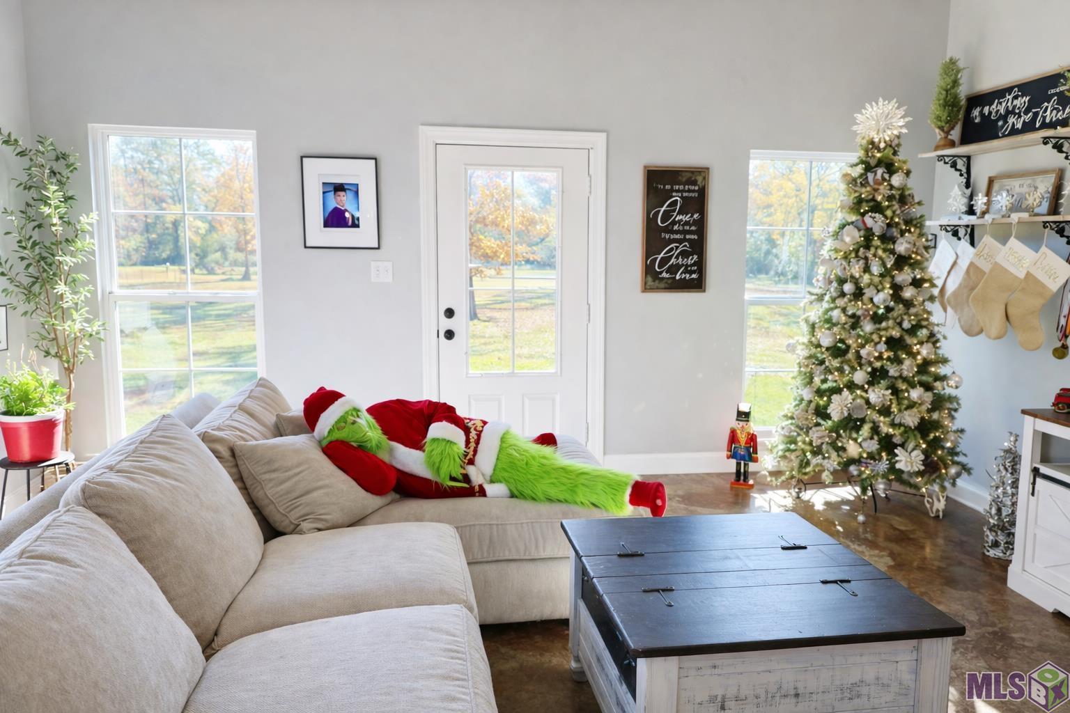 32028 North Doyle Road Holden, LA 70744 - Photo 31 of 37