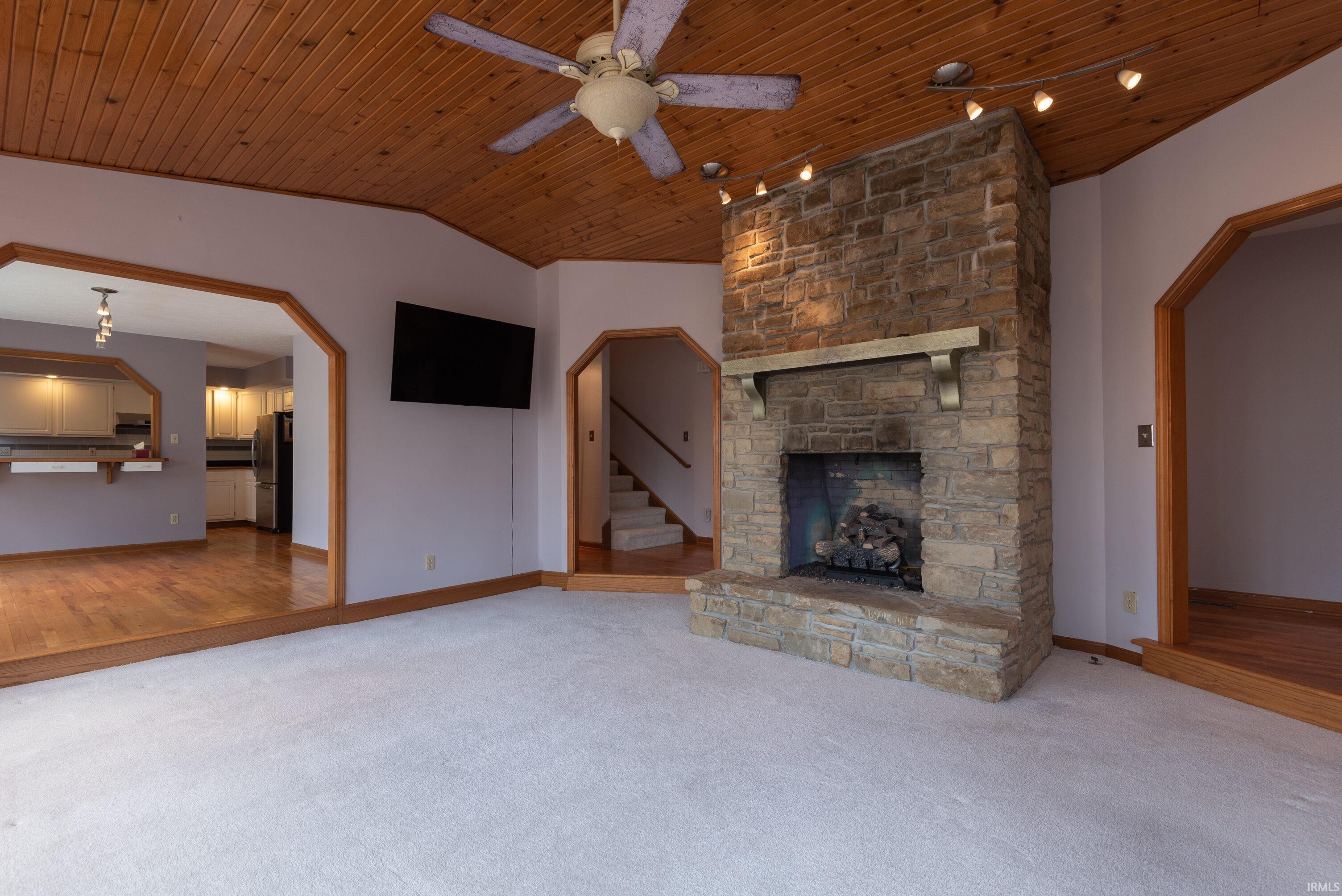 2898 South Sare Road Bloomington, IN 47401 - Photo 5 of 33 Gallery Image 5
