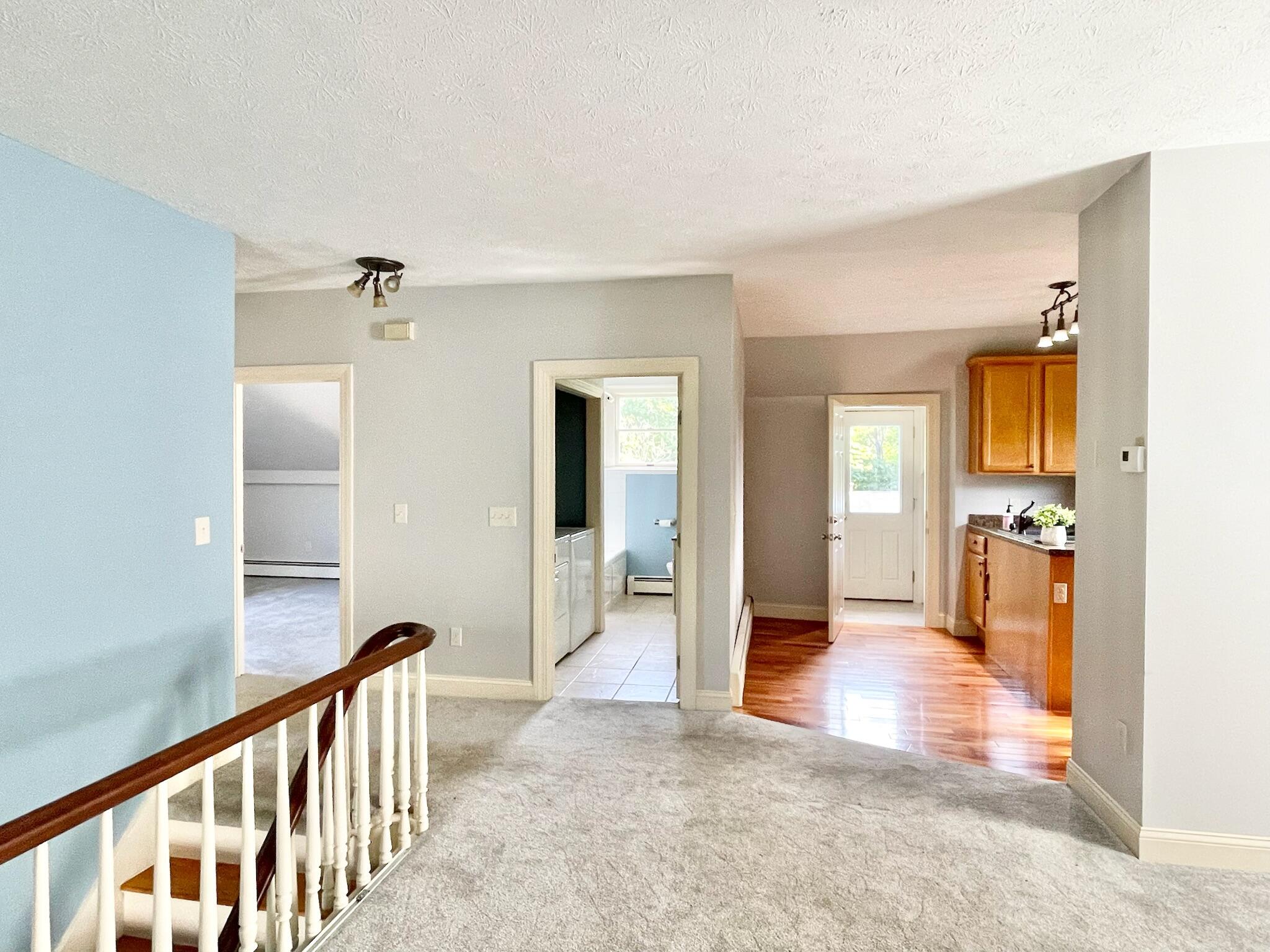 57 Hill Street Saco, ME 04072 - Photo 21 of 59 2nd Floor Apt - living room (5)