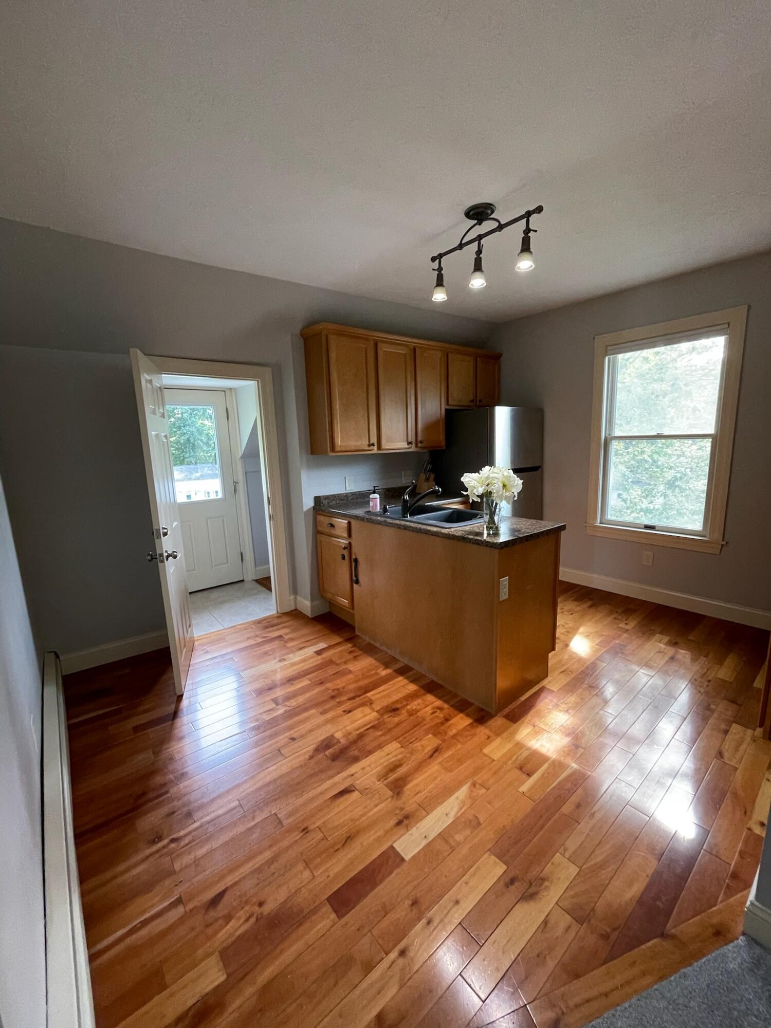 57 Hill Street Saco, ME 04072 - Photo 28 of 59 2nd Floor Apt - kitchen (6)