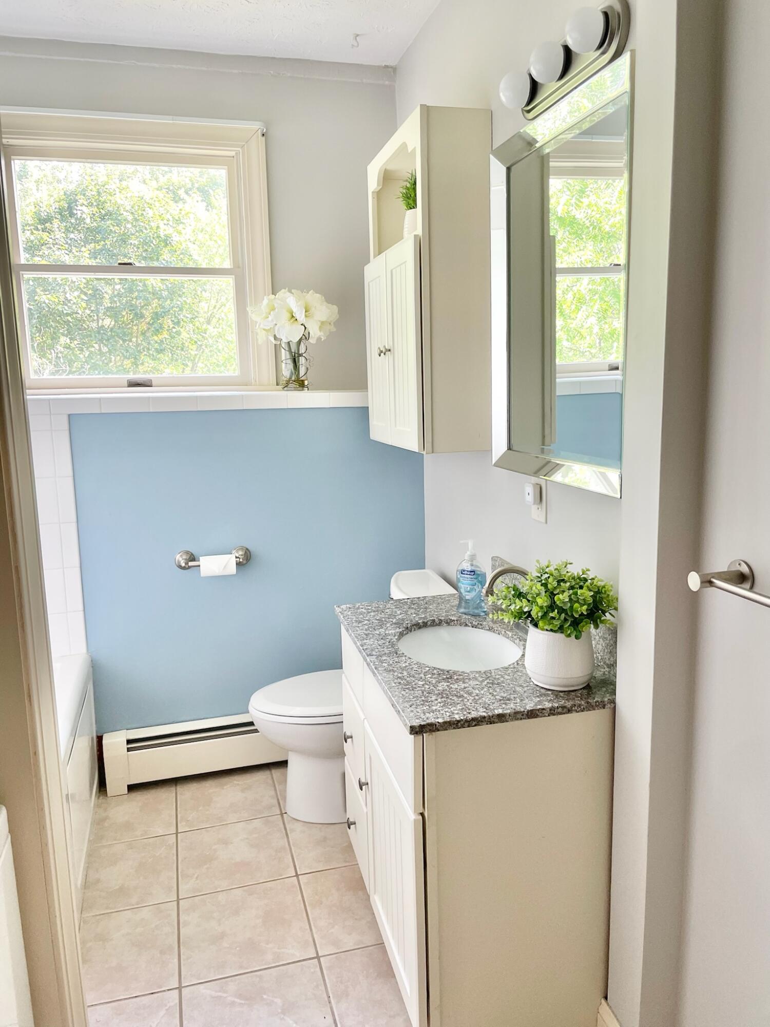 57 Hill Street Saco, ME 04072 - Photo 39 of 59 2nd Floor Apt - bathroom (6)