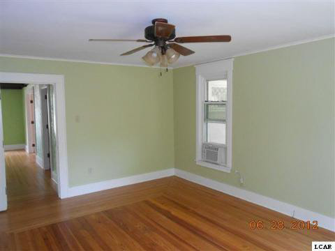 504 Tecumseh Road Clinton, MI 49236 - Photo 12 of 25 20090899-11.JPG