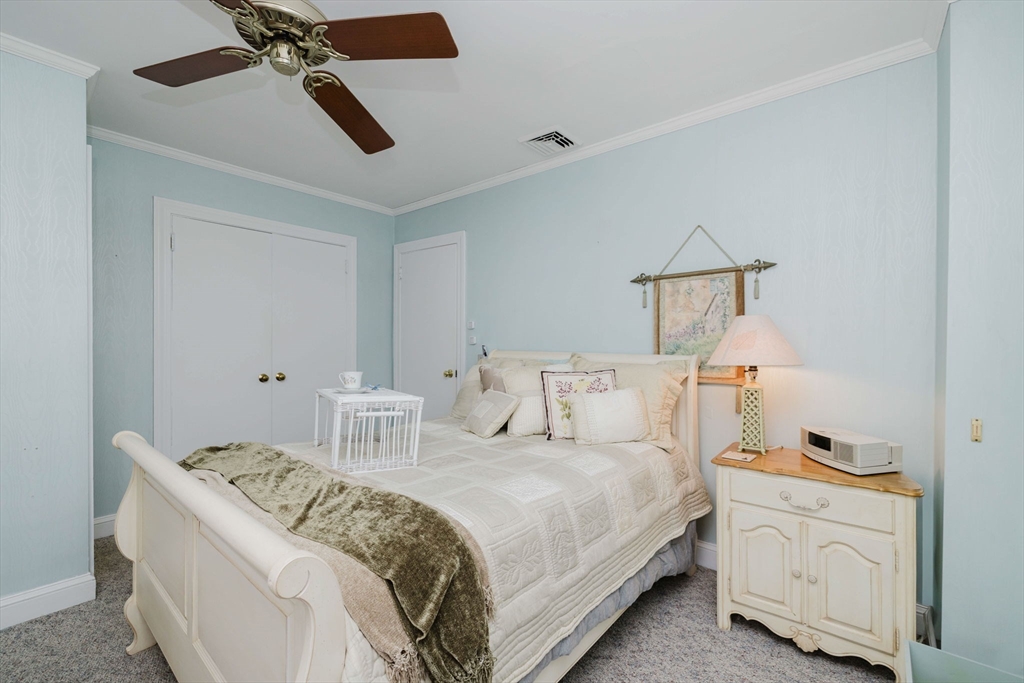554 Madison Street Fall River, MA 02720 - Photo 26 of 30