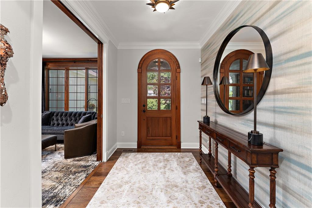 135 Greenwood Road Pittsburgh, PA 15238 - Photo 6 of 39
