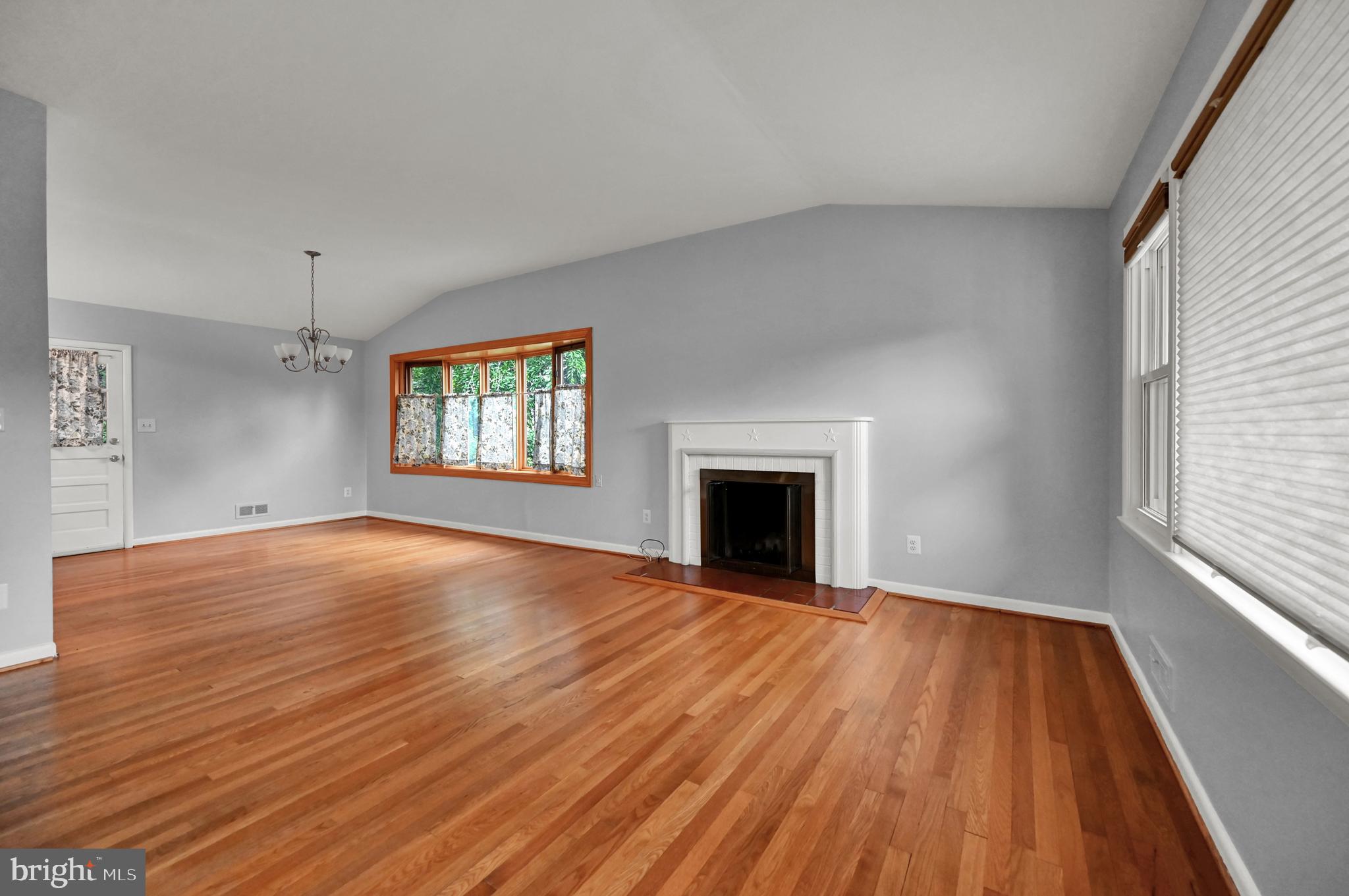 6802 Sherwood Road Baltimore, MD 21239 - Photo 33 of 46
