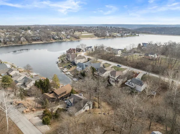 $585,000 | 1448 Cliftmont Circle, Lawrenceburg, IN 47025