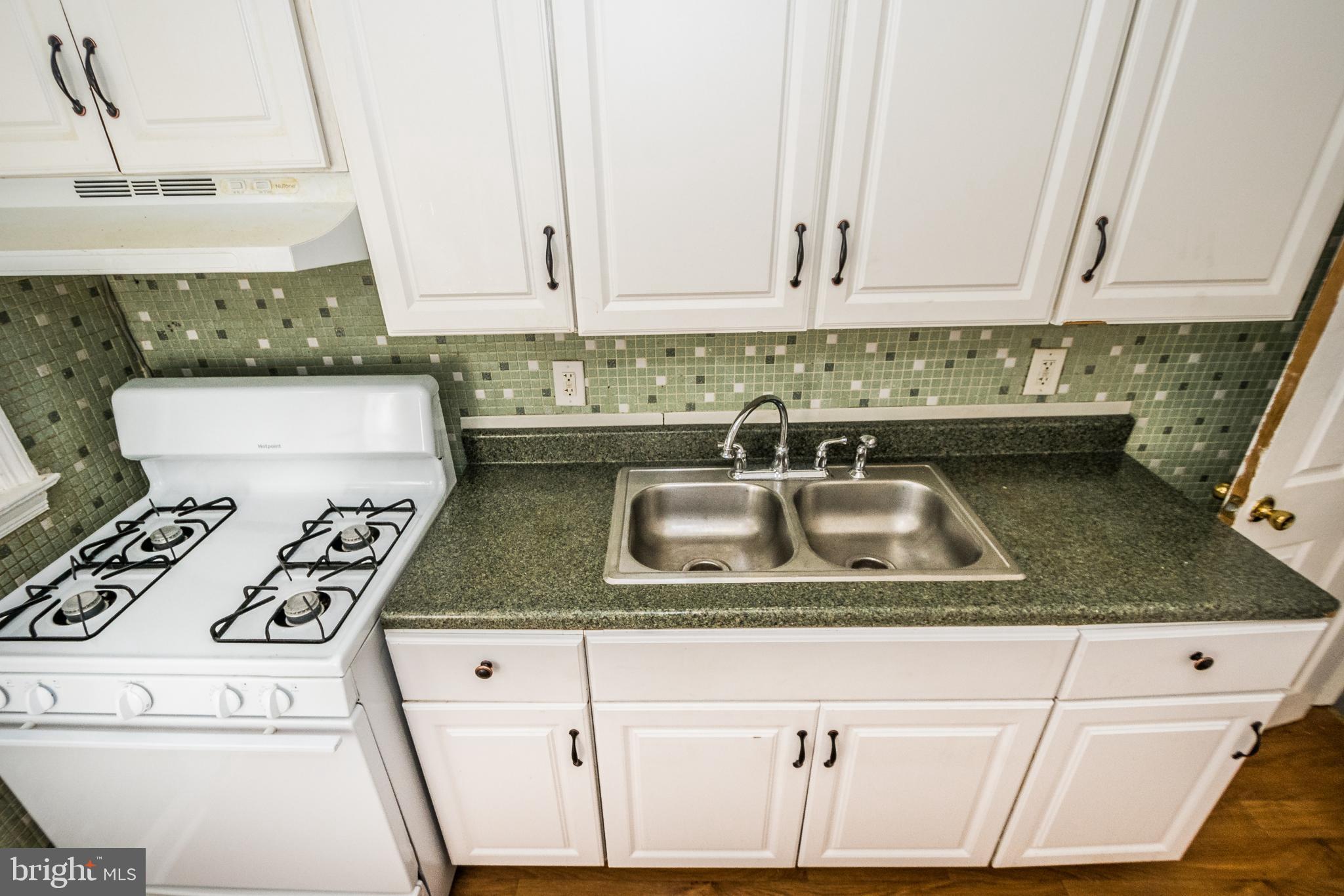 25 South Hawthorne Road Middle River, MD 21220 - Photo 8 of 27 Gallery Image 8