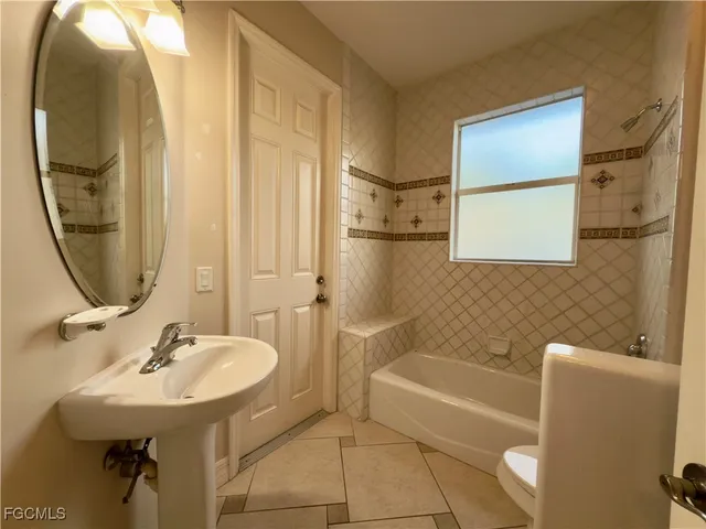 $469,900 | 1901 El Dorado Parkway West, Cape Coral, FL 33914