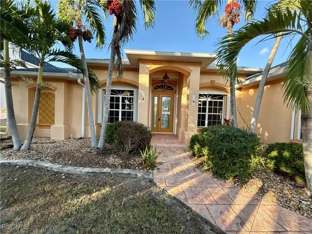 $469,900 | 1901 El Dorado Parkway West, Cape Coral, FL 33914