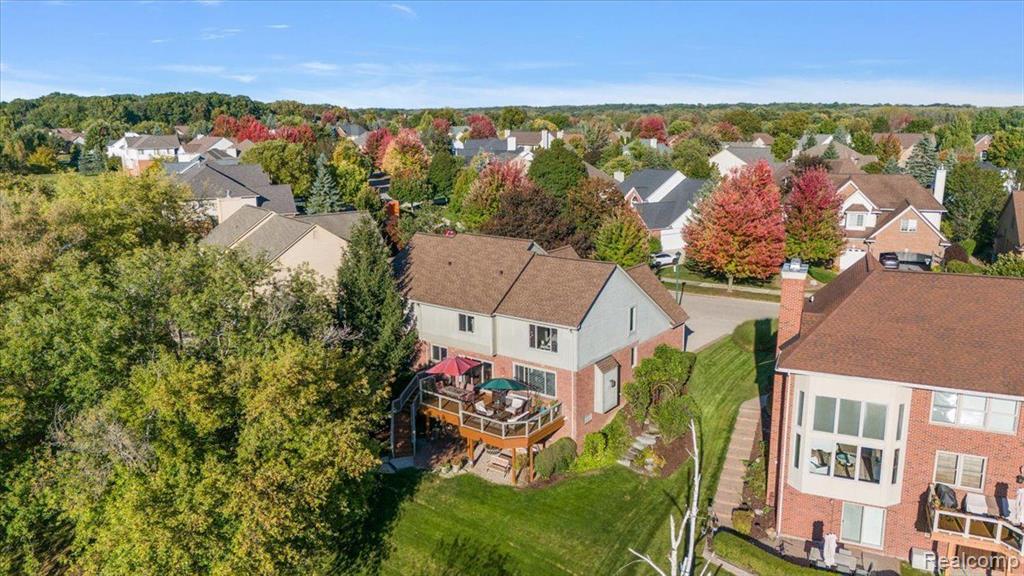 1241 Tulberry Circle Rochester, MI 48306 - Photo 24 of 73