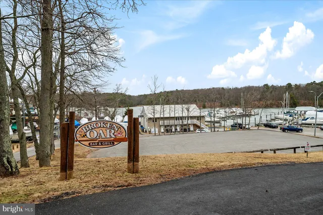 $175,000 | 7616 Turnbrook Drive, Glen Burnie, MD 21060