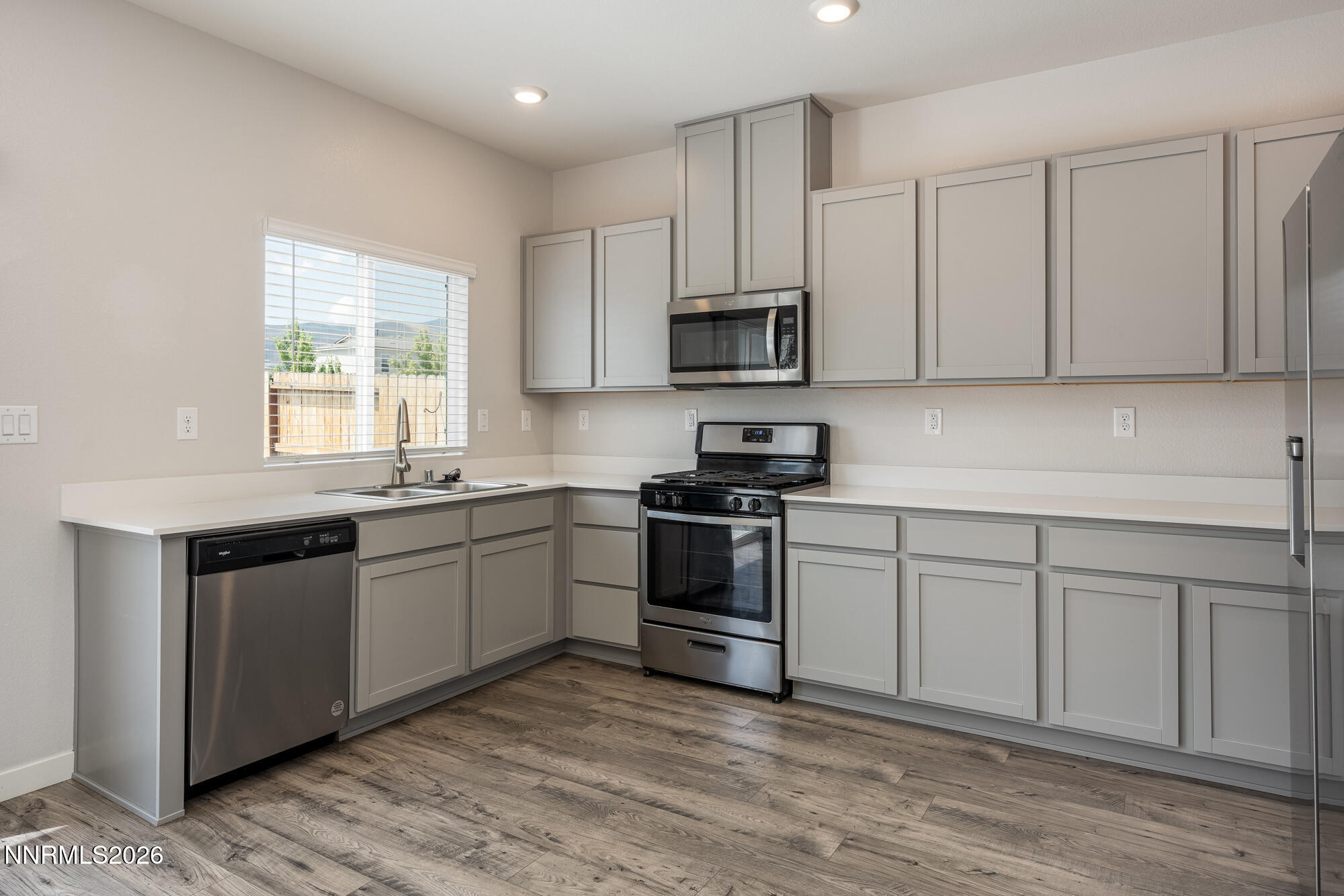 8864 Trifid Street Reno, NV 89506 - Photo 3 of 16 8864 trifid 7