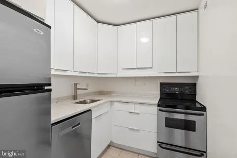 $225,000 | 4600 Connecticut Avenue Northwest, Unit 717, Washington, DC 20008