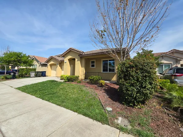$609,900 | 5873 Da Vinci Way, Sacramento, CA 95835