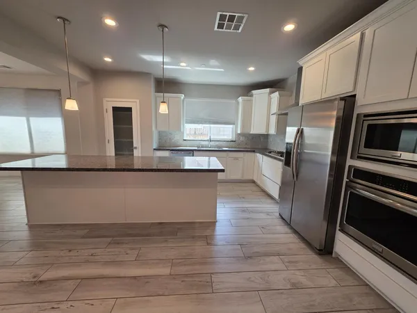 $609,900 | 5873 Da Vinci Way, Sacramento, CA 95835