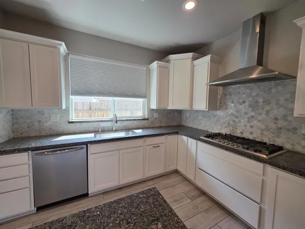 $609,900 | 5873 Da Vinci Way, Sacramento, CA 95835