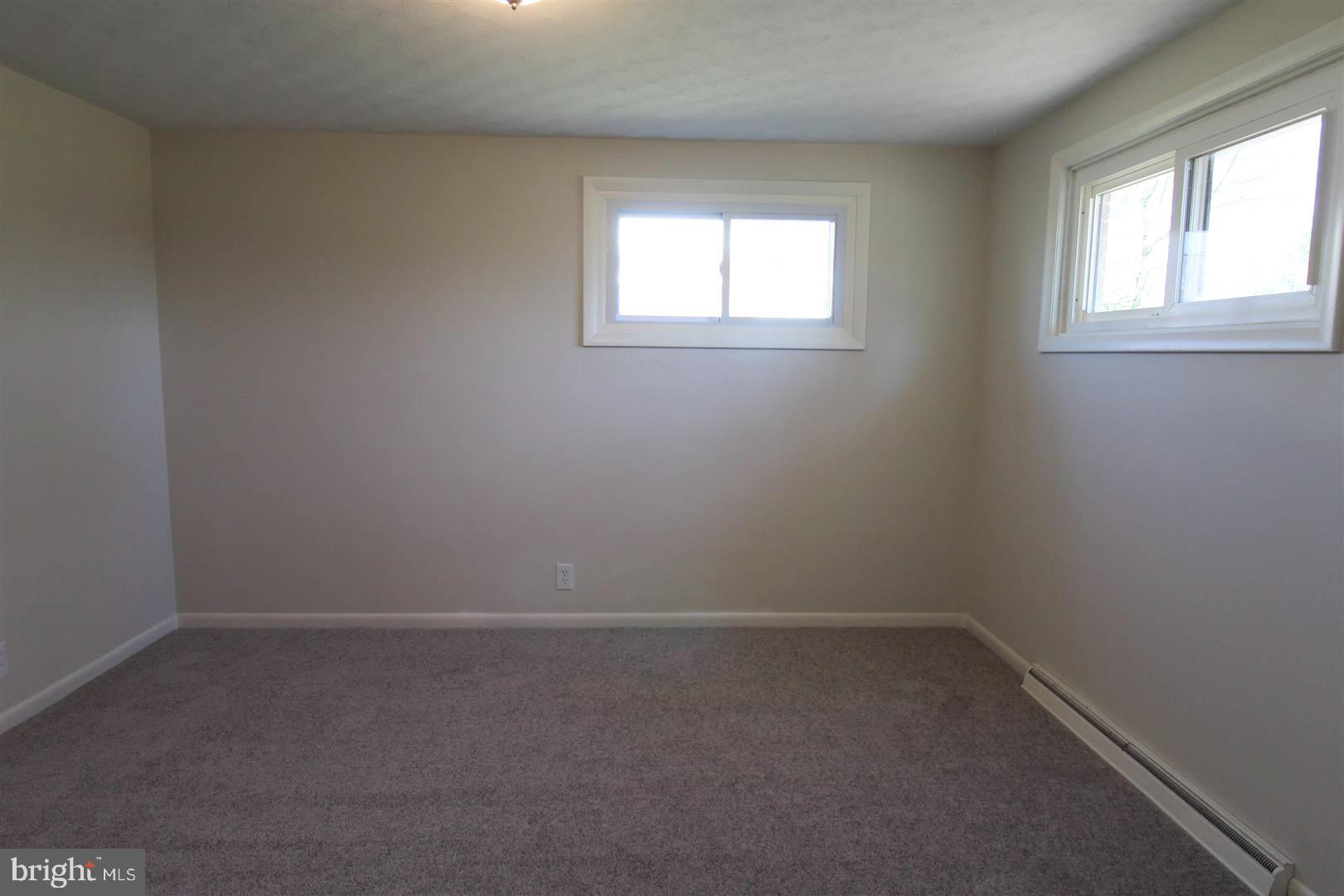 576 Green Valley Road York, PA 17403 - Photo 17 of 24 Gallery Image 17