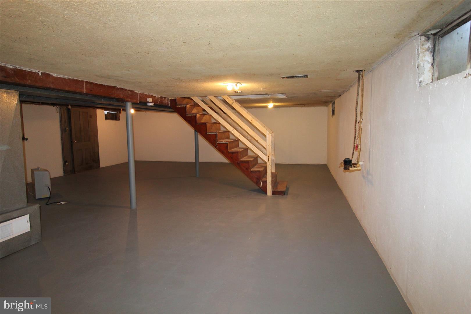 576 Green Valley Road York, PA 17403 - Photo 23 of 24 Gallery Image 23