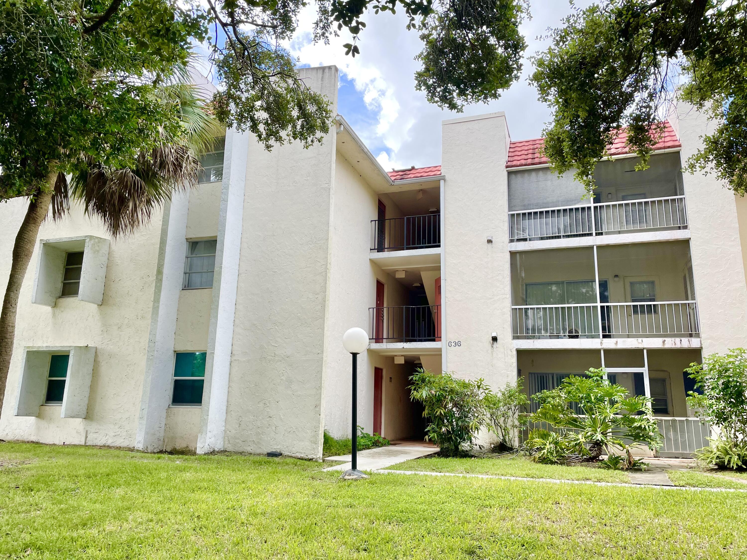 636 Northwest 13th Street, Unit 31 Boca Raton, FL 33486 - Photo 1 of 32 Welcome Home