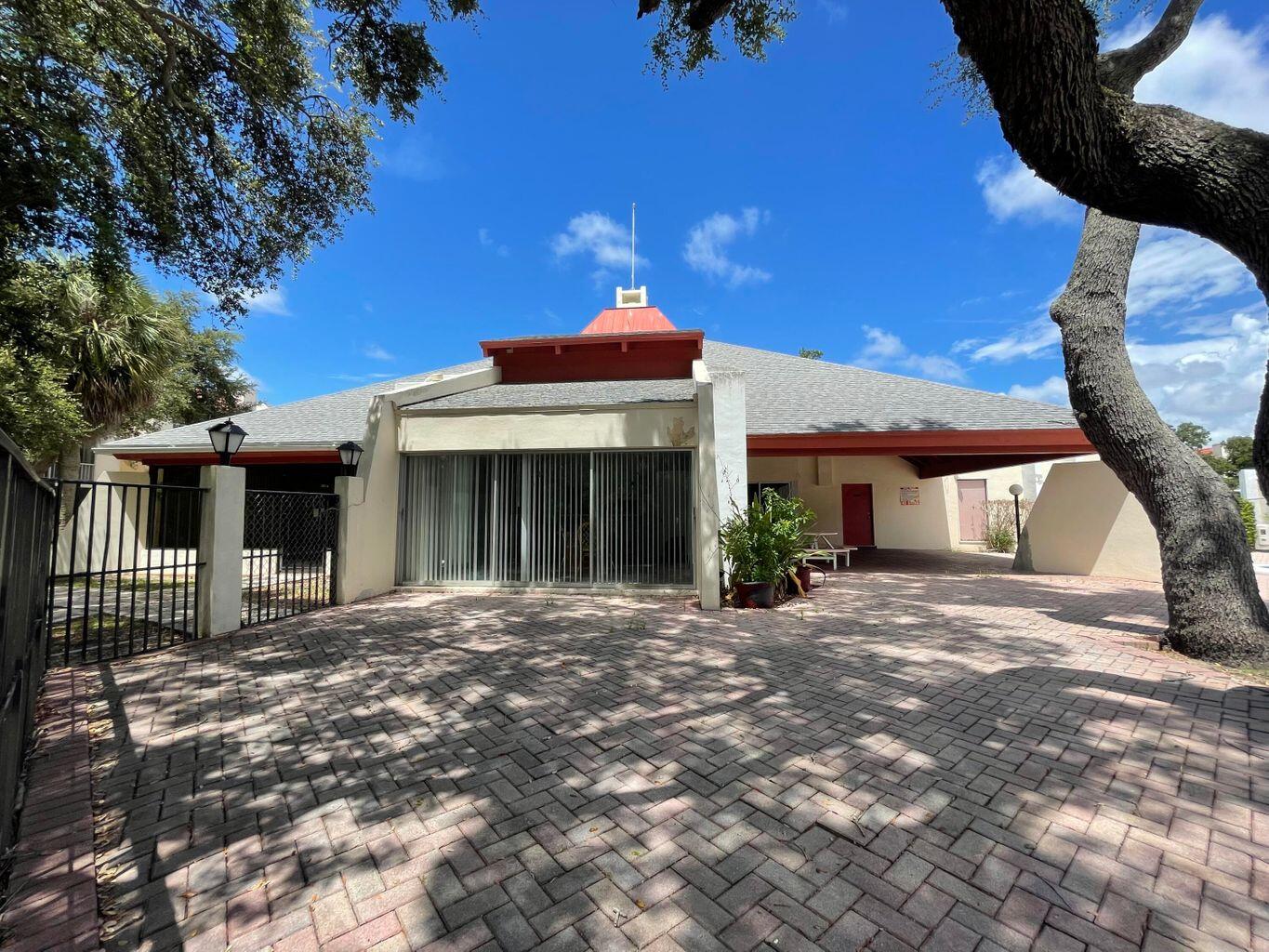 636 Northwest 13th Street, Unit 31 Boca Raton, FL 33486 - Photo 31 of 32 Spanish Oaks Clubhouse