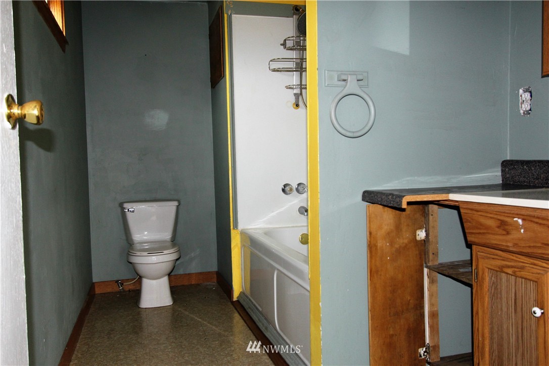 1816 Coolidge Road Aberdeen, WA 98520 - Photo 7 of 10 Gallery Image 7