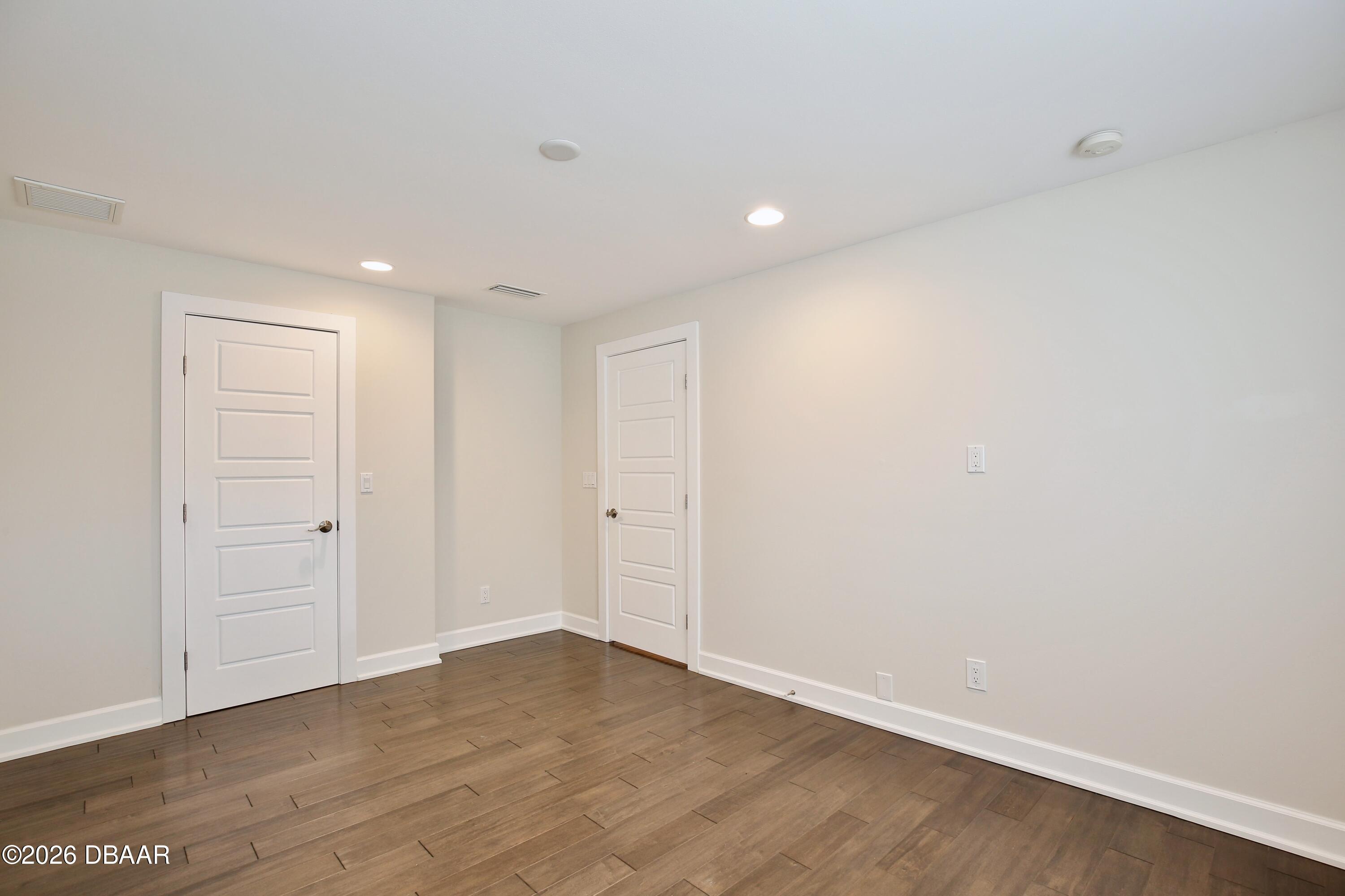 210 South Riverside Drive Edgewater, FL 32132 - Photo 46 of 96 48