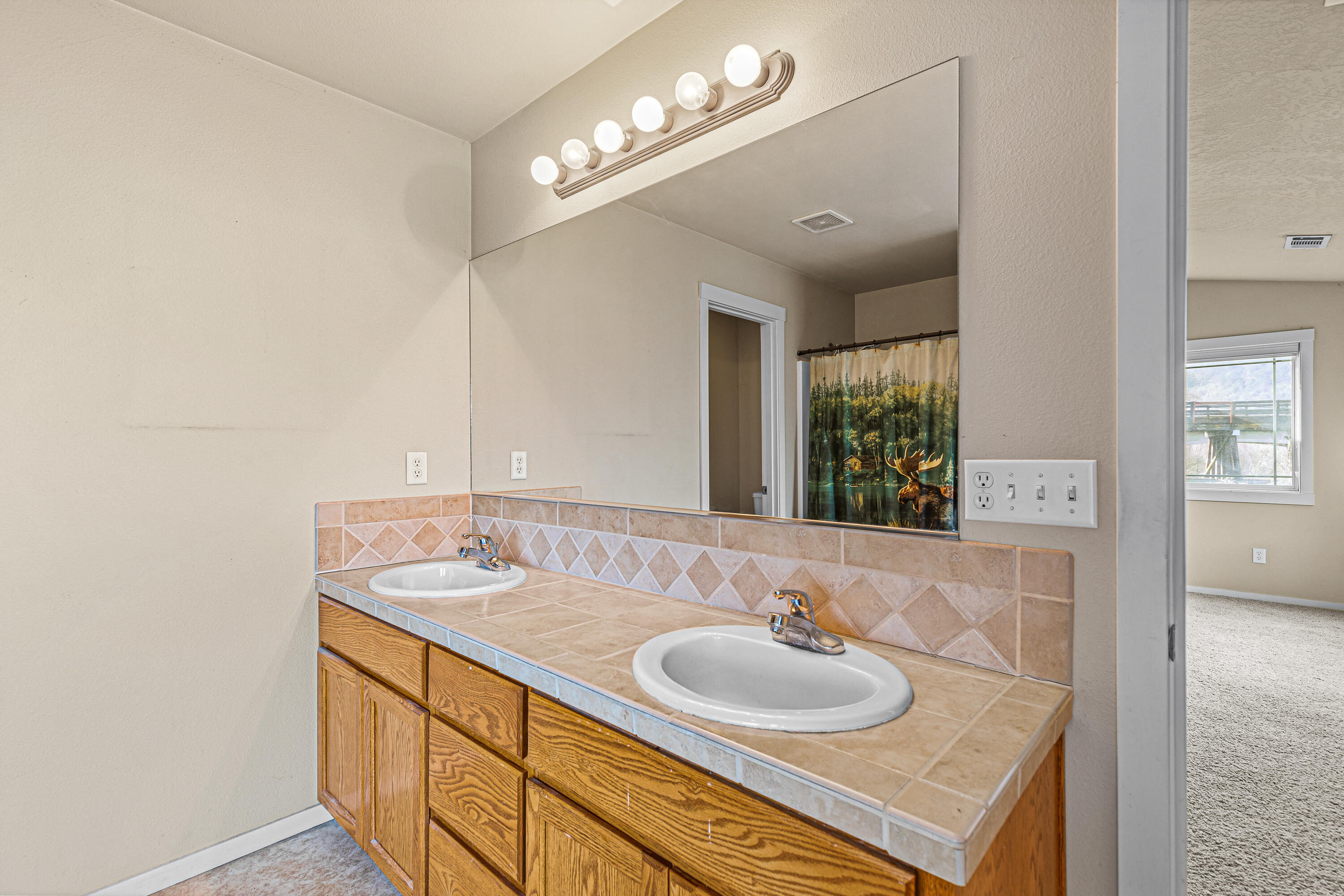 205 Upper River Road Gold Hill, OR 97525 - Photo 22 of 29 22