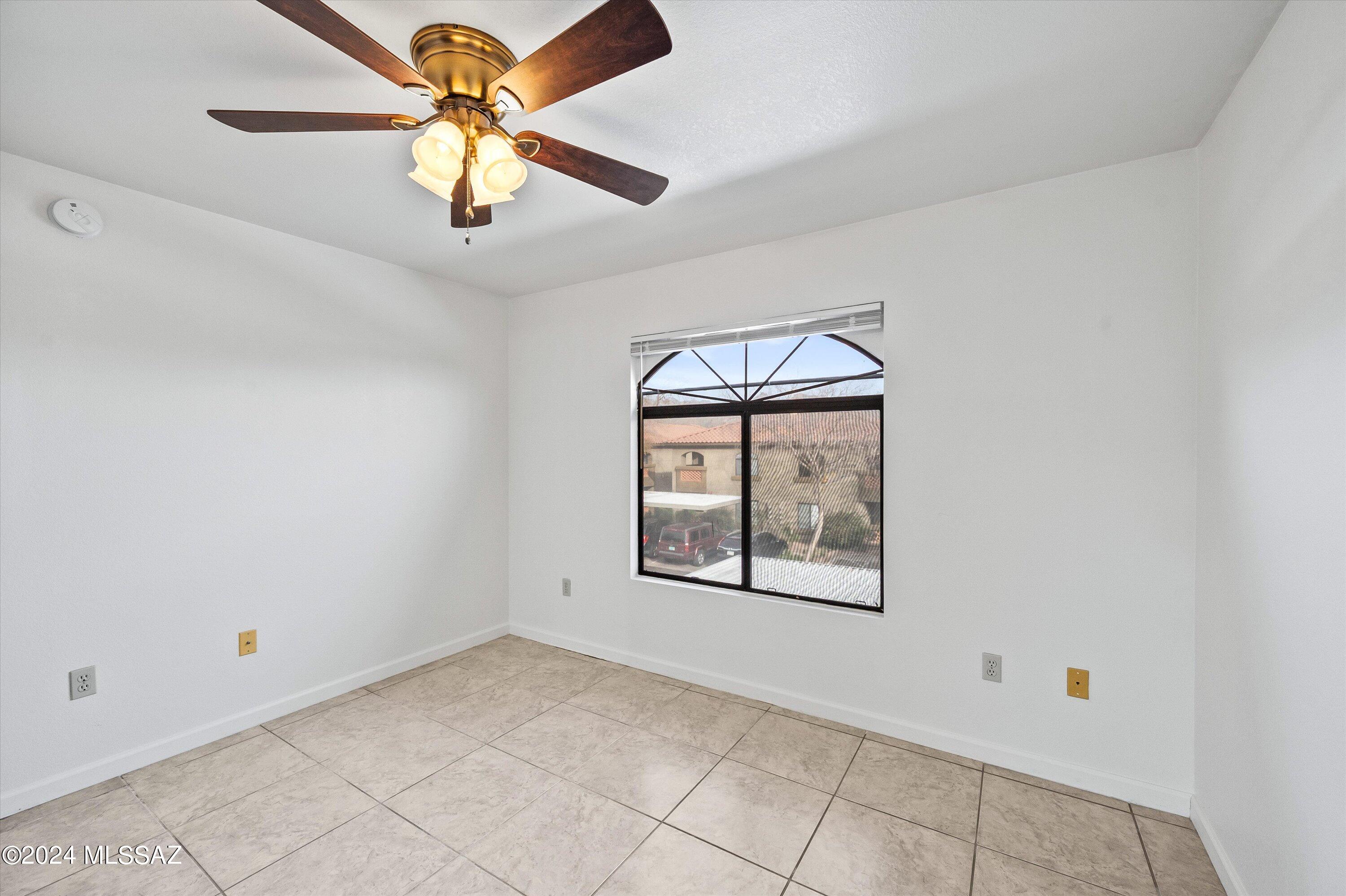 5751 North Kolb Road, Unit 30206 Tucson, AZ 85750 - Photo 19 of 34