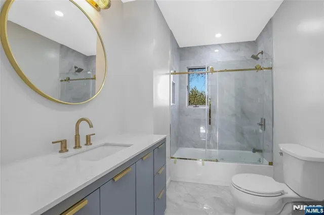 wooden floor in a room